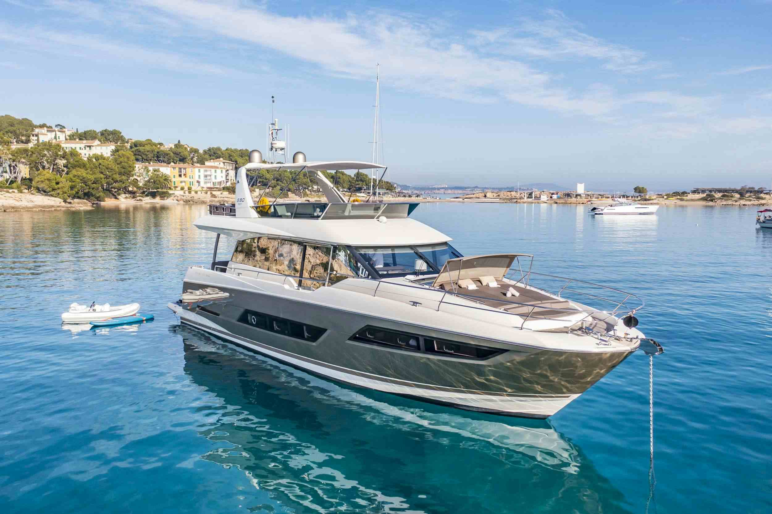 BLUE M - Yacht Charter Cannes & Boat hire in W. Med -Naples/Sicily, W. Med -Riviera/Cors/Sard., W. Med - Spain/Balearics | Winter: Caribbean Virgin Islands (US/BVI), Caribbean Leewards, Caribbean Windwards 1