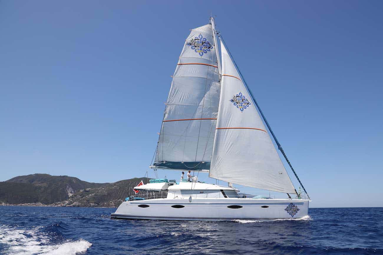 LIR - Catamaran charter Naples & Boat hire in W. Med -Naples/Sicily, W. Med -Riviera/Cors/Sard., W. Med - Spain/Balearics | Winter: Caribbean Virgin Islands (US/BVI), Caribbean Leewards, Caribbean Windwards 1
