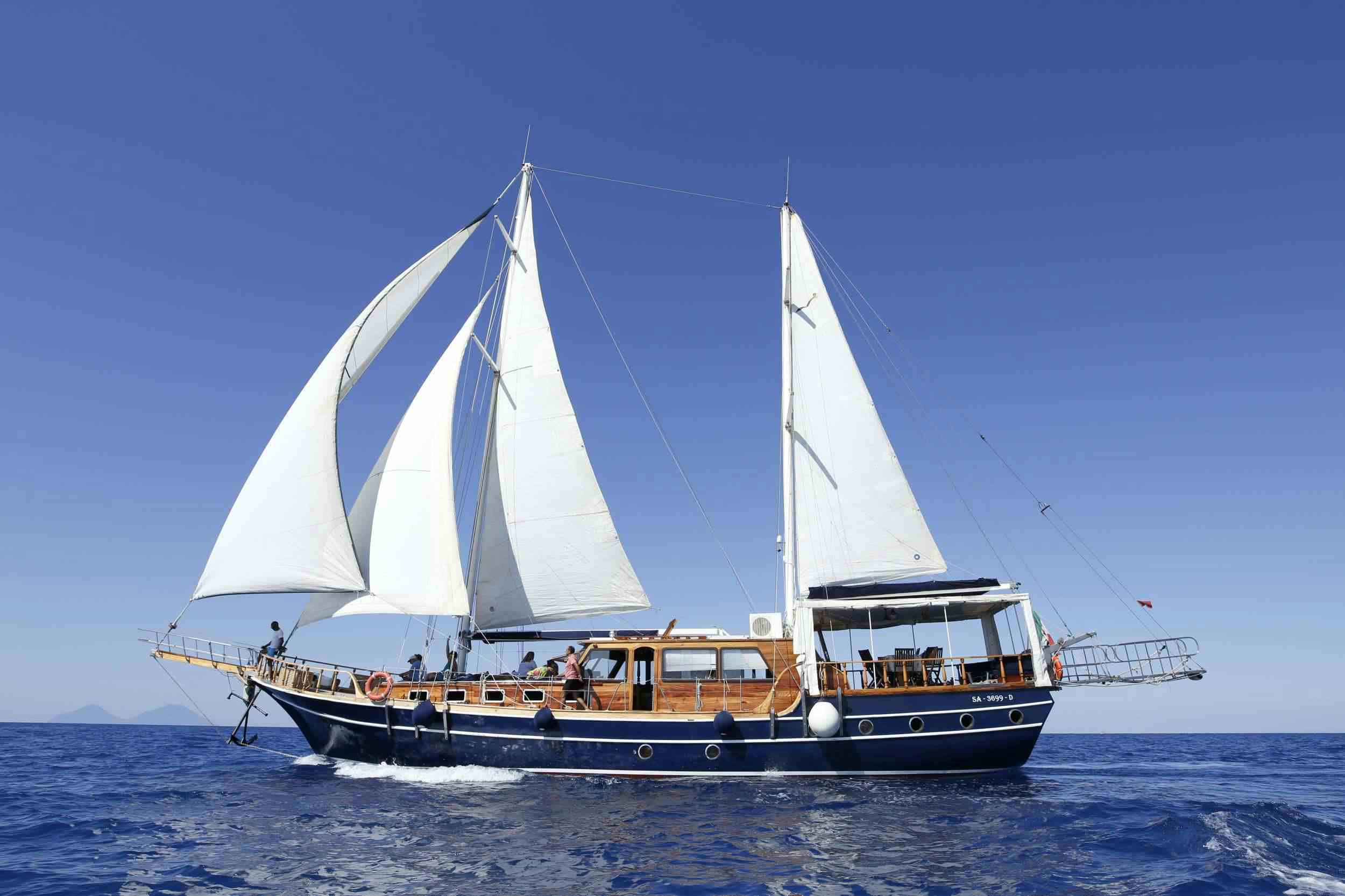 Altinlar - Yacht Charter Naples & Boat hire in Fr. Riviera & Tyrrhenian Sea 1