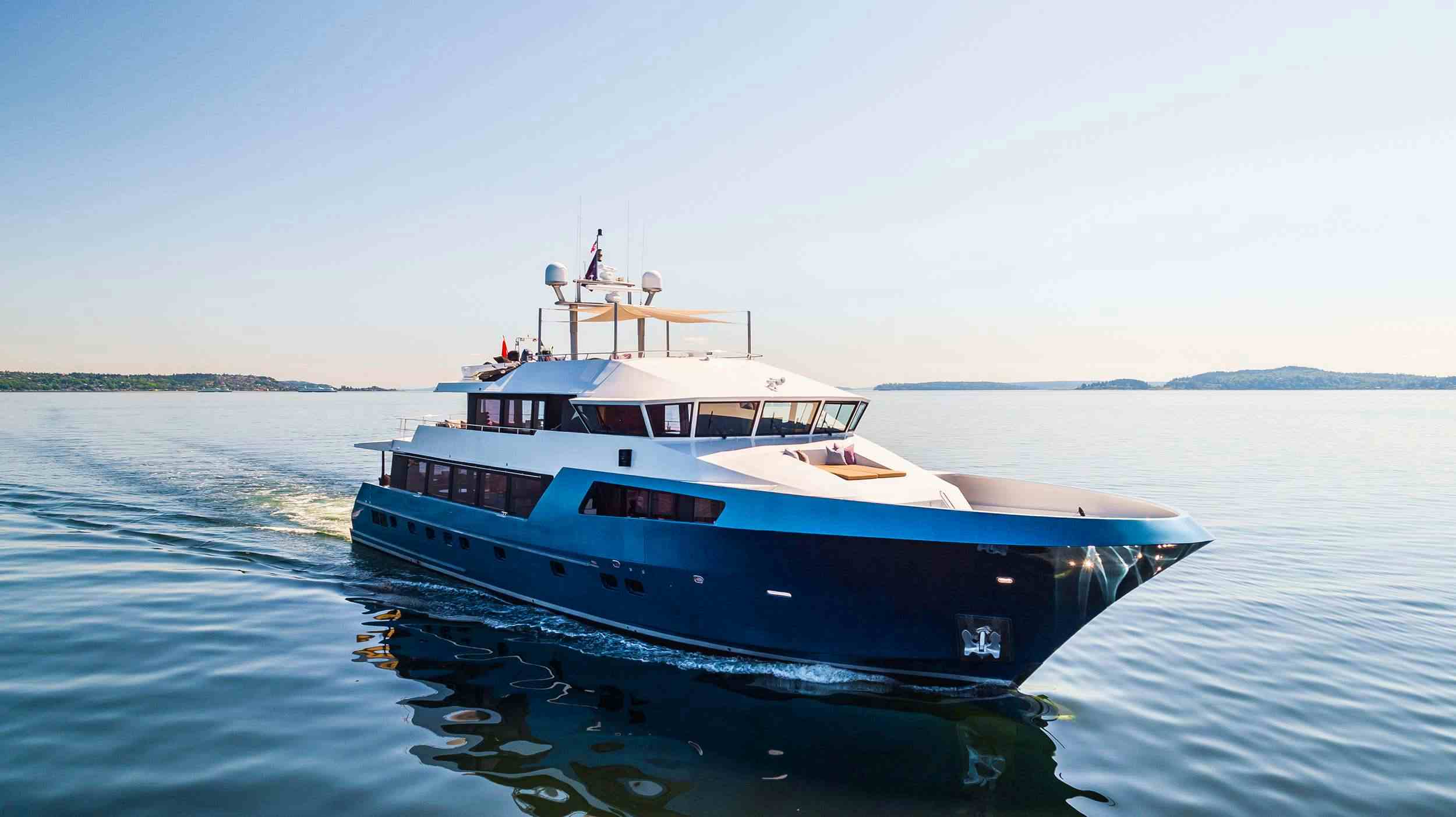 ASCENTE - Yacht Charter Nanaimo & Boat hire in Pacific North West & Canada 1