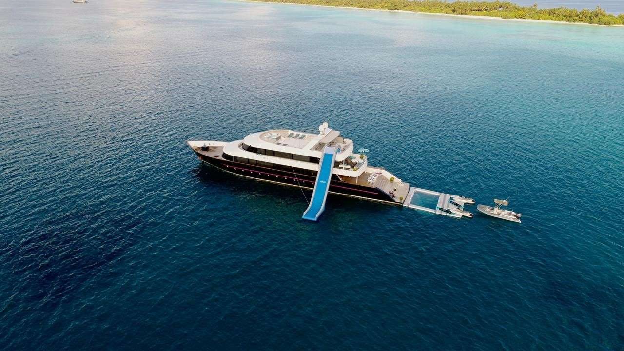 azalea - Yacht Charter Seychelles & Boat hire in Indian Ocean & SE Asia 1