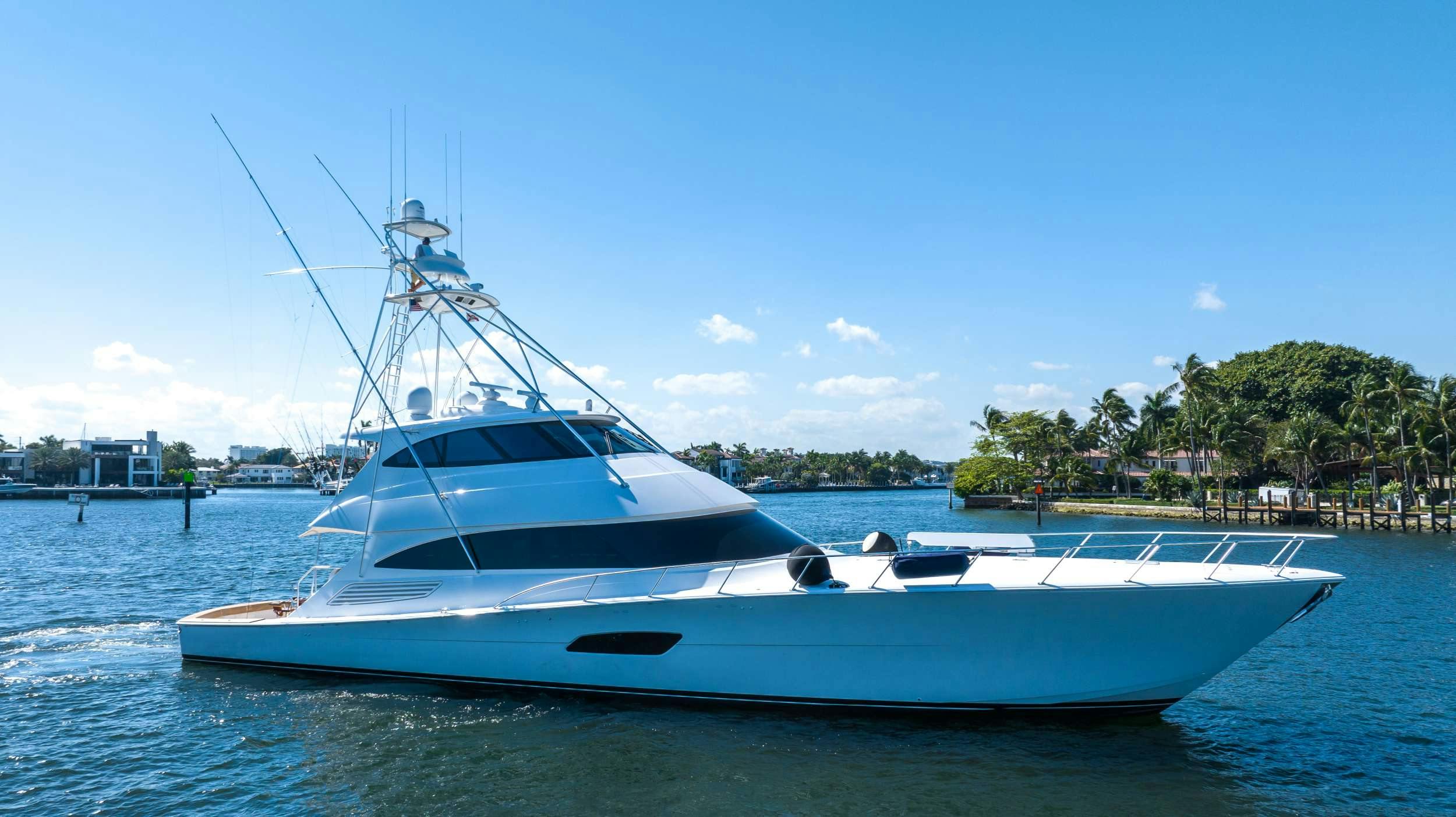 Astrikos - Motor Boat Charter USA & Boat hire in Florida & Bahamas 1