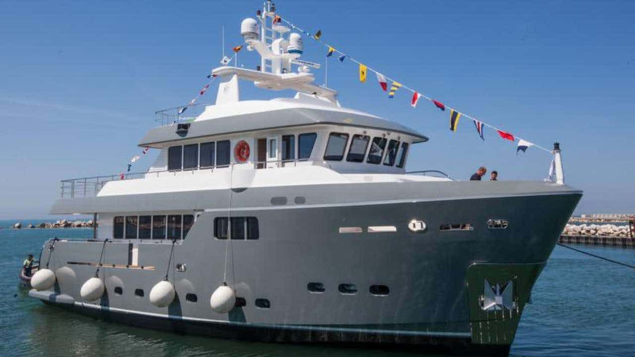 GraNil - Motor Boat Charter Italy & Boat hire in Fr. Riviera & Tyrrhenian Sea 1