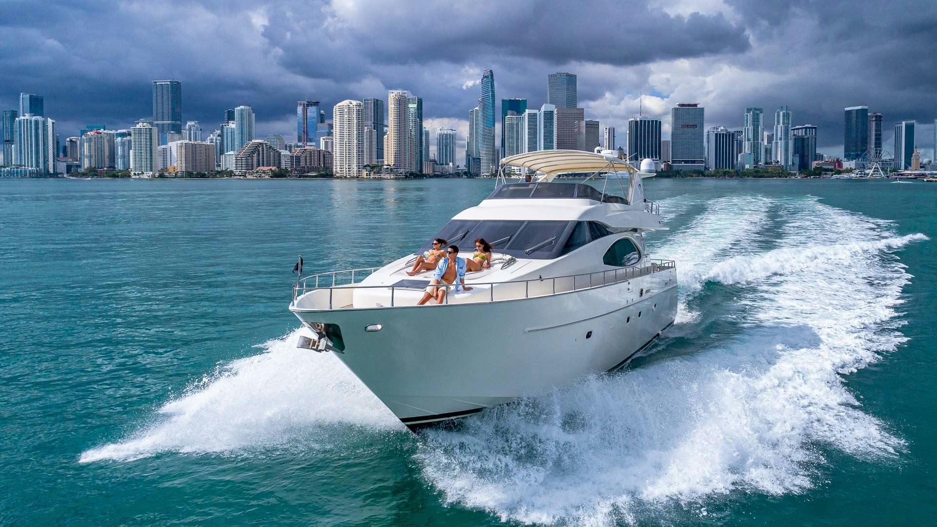 Salt Shaker - Yacht Charter USA & Boat hire in Florida & Bahamas 1