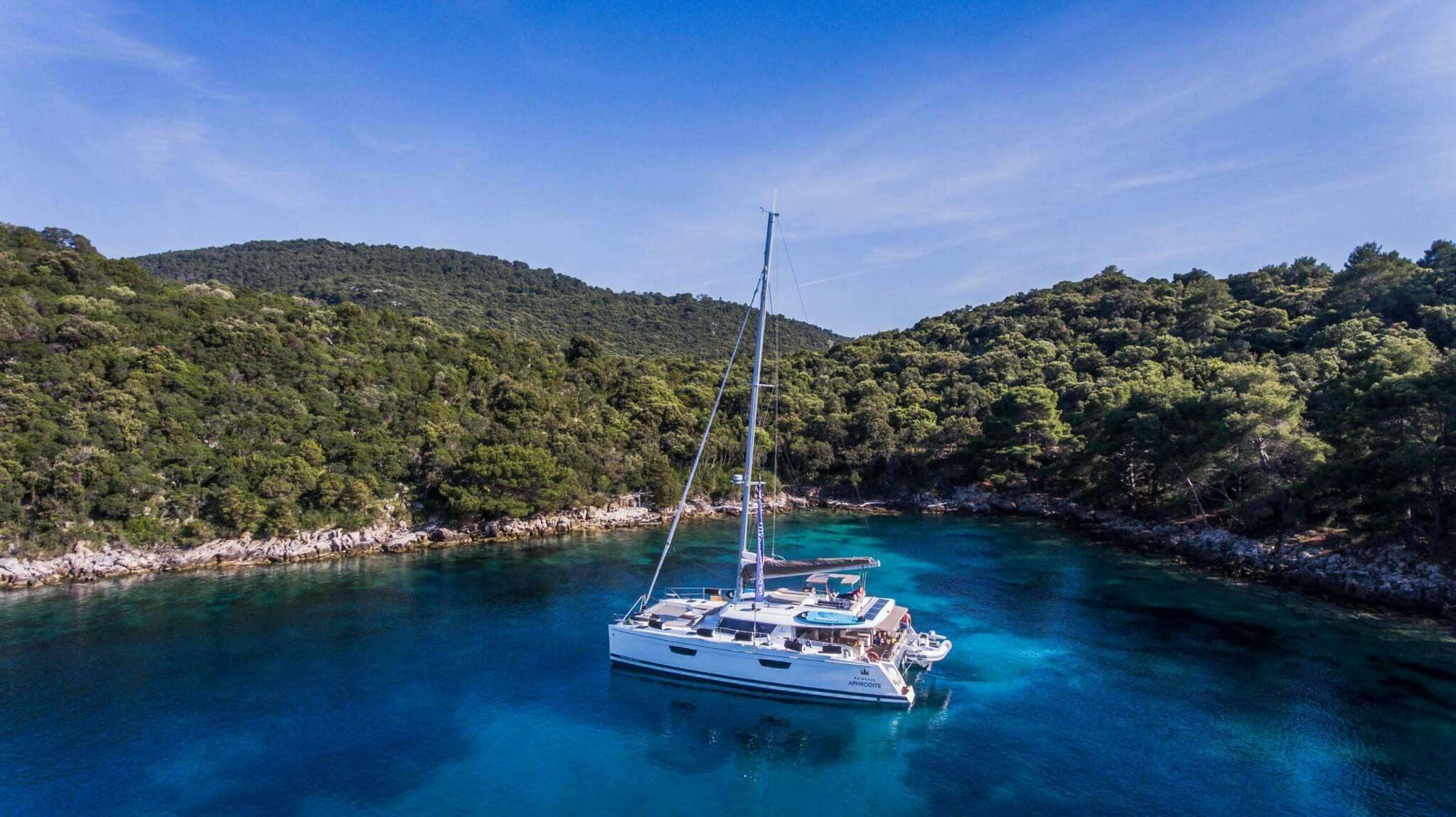 PRINCESS APHRODITE - Catamaran charter Dubrovnik & Boat hire in Croatia 1